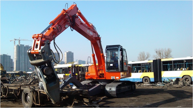 報(bào)廢汽車拆解機(jī)